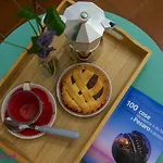 Apartment Leccino Piano Terra By Yohome