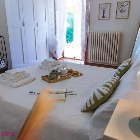 Apartment Leccino Piano Terra By Yohome